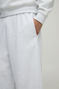 Pantalones Jogger de Hombre de Alta Calidad, Lavados, 400gsm, 100% Algodón, Estilo Casual Oversize, Logotipo Bordado, Ecológicos y Transpirables - Product Image 3