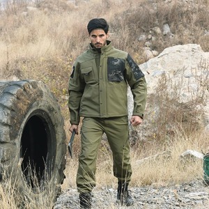 Ensemble veste et pantalon de chasse et de randonnée camouflage haut de gamme pour l'aventure en plein air – Fabricant professionnel - Product Image 4