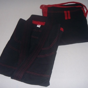Kimono de Jiu Jitsu Brasileño Negro Personalizado Premium con Costuras en Contraste para Uniforme de Entrenamiento de Artes Marciales para Hombre - Product Image 6