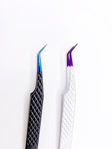 Pinzas de Precisión Profesionales Antiestáticas, Duraderas, de Acero Inoxidable con Recubrimiento Negro Multibrillante para Pestañas (75 unidades) - Product Image 2