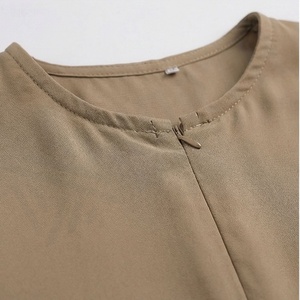 2025 OEM Kimono Abaya pour femmes musulmanes, en tissu polyester épais, doux et très extensible, col en V, manches longues, pour fêtes, Ramadan, mariages - Product Image 4