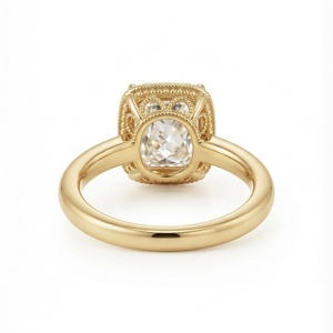 Bague de fiançailles et de mariage classique en or jaune 18 carats avec diamant de laboratoire taille coussin certifié IGI, prix de gros directement du fournisseur - Product Image 3