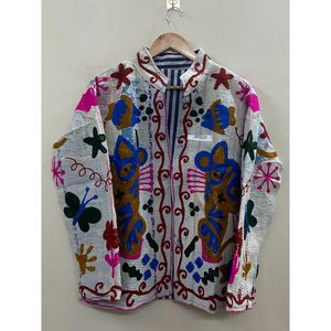 Veste courte en broderie Suzani Kantha faite à la main pour femme, taille unique, veste Suzani unique, cadeau pour elle - Product Image 3