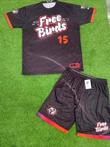 ชุดฟุตบอล Rexfit แบบซับลิเมชั่น เสื้อและกางเกงขาสั้นสำหรับผู้ชาย แห้งเร็ว ผลิตจากโพลีเอสเตอร์ ทรงแอธเลติก เหมาะสำหรับทีมฟุตบอล ผู้ใหญ่ ใช้ได้ทุกฤดู - Product Image 6