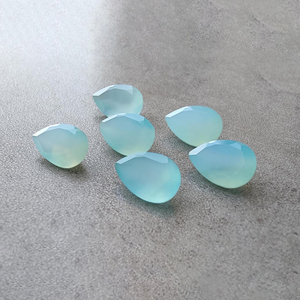 Calcedonia Aqua Natural, Corte Facetado en Forma de Pera, Gema Calibrada Suelta para Joyería - Product Image 1