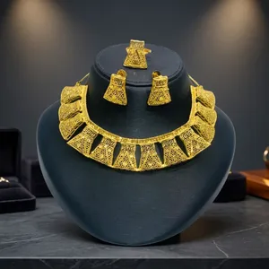 Latest Classic 24K Gold Plated Brass Flower Shape Box <b>Chain</b> Necklace Women's Party Anniversary Wedding - Product Image 4
