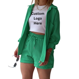 Prix d'usine – Nouveaux ensembles deux pièces pour femmes, personnalisables avec logo, hauts et chemises ajustés, ensembles de vêtements pour filles, survêtements décontractés en gros - Product Image 1