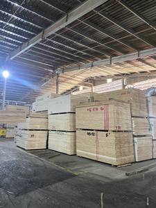 ไม้อัดเวียดนามขนาด 12 มม. 15 มม. 18 มม. กันน้ำสำหรับงานก่อสร้างทางทะเล ไม้อัดแบบมีฟิล์มเคลือบสำหรับงานคอนกรีต - Product Image 5