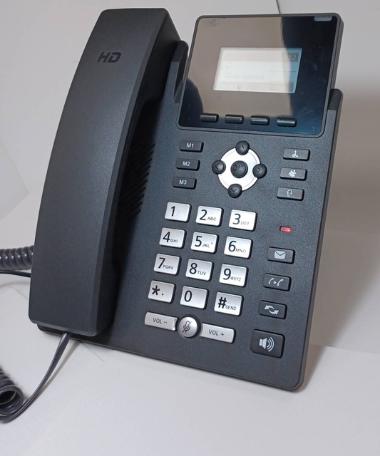 Premium Maxcomm WiFi SIP VoIP/IP Phone M12 with Wired LAN