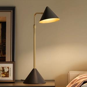 โคมไฟตั้งโต๊ะทองเหลืองขัดเงาพรีเมียม ประดับคริสตัล แสงไฟตกแต่งบ้านสุดหรู - Product Image 3