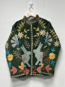Chaqueta Bomber Unisex de Manga Larga, 100% Algodón Ecológico, Reversible, con Bordado Floral Hecho a Mano, Diseño de Conejo, Arte Folclórico Suzani - Product Image 2