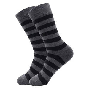 Calcetines Unisex al Por Mayor, Calcetines de Invierno de la Mejor Calidad para Hombre y Mujer, Última Tendencia, Calcetines Cálidos y Cómodos a un Precio Razonable - Product Image 2