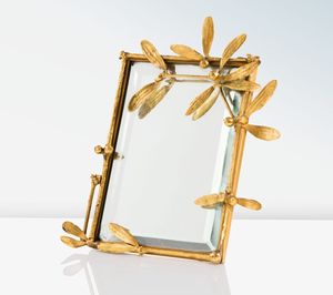 Elegant Decorative Metal Photo <b>Frame</b> Luxury Gift Item For Wedding Anniversary And Home Decoration - Product Image 1
