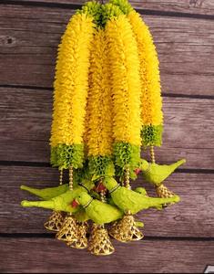 Décoration de mariage indienne moderne, guirlandes artificielles artisanales en tissu avec pendentifs en forme de perroquet et clochettes, pour la décoration festive des temples de mariage - Product Image 5