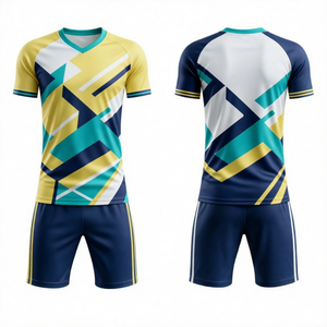 Tenue de football professionnelle, maillot de foot personnalisé, short, vêtements d'entraînement performants, tissu léger et respirant - Product Image 1
