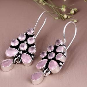 Boucles d'oreilles pendantes bohèmes ethniques tribales en laiton, quartz rose et œil de chat, plaqué argent antique, faites à la main, bijoux fantaisie pour femme - Product Image 4