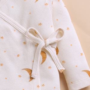 Haut kimono en bambou biologique de qualité supérieure avec élasthanne - Tiny Twinkle - Product Image 4