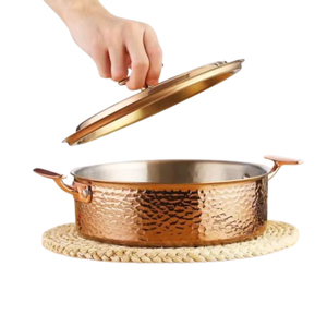 Marmite Traditionnelle en Cuivre Pur Martelé avec Doubles Poignées en Laiton et Couvercle – Plat de Service Chinois Professionnel pour Shabu Shabu - Product Image 5