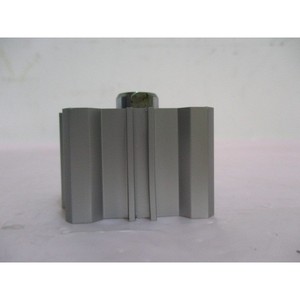 2 AMAT 3020-01137, SMC CQ2A32-ULA, Cylindre à air - Équipements et pièces semi-conductrices de renommée mondiale à la fois fiables et durables - Product Image 3