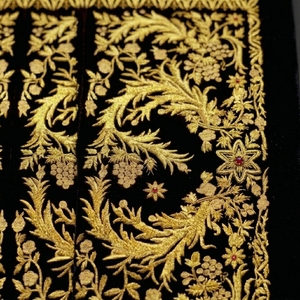 Delantal Masónico Premium Personalizado 2026 para Gran Maestro, Bordado a Mano con Hilos de Oro Pesado, Regalia Ceremonial de Lujo, Vestimenta para Logia - Product Image 4