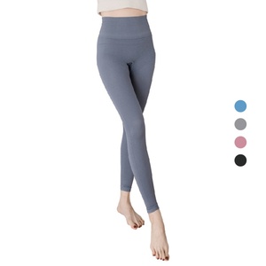 เลกกิ้งโยคะรัดผ้าไนลอนระบายความร้อนผลิตจากไต้หวัน - Product Image 3