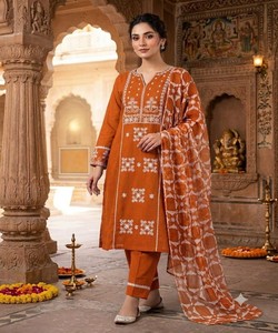 Conjunto de Kurti y Pantalón Bordado de Diseño para Mujer, Ropa Étnica Tradicional, Colección Premium de Boutique, Ropa Elegante para Fiestas 85101 - Product Image 1