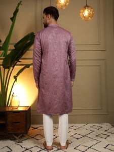 Ensemble kurta pyjama tendance pour homme en coton brodé miroir, idéal pour les mariages traditionnels indiens et pakistanais - Product Image 5