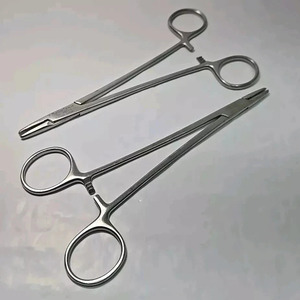 Ensemble de porte-aiguilles Hegar Jamso Industries, 2 pièces, 7,5 pouces, instruments de suture chirurgicale en acier inoxydable - Product Image 1