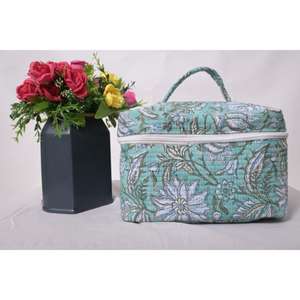 Bolsa de Cosméticos Grande de Algodón Acolchado con Cierre de Cremallera, Ecológica, con Estampado Floral, Organizador de Maquillaje Hecho a Mano, Bolsa de Viaje para Almacenamiento - Product Image 1