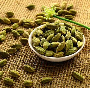 Gousse de cardamome verte d'origine indienne, taille petite 6-7mm, naturelle, aromatique, épice entière, fournisseur en vrac - Product Image 3