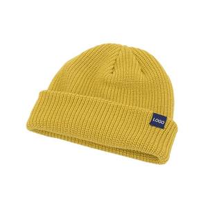 Bonnet tricoté unisexe personnalisé avec logo, chaud pour l'hiver, côtelé, style pêcheur, bonnet court, casquette souple en acrylique à revers, vente en gros - Product Image 4