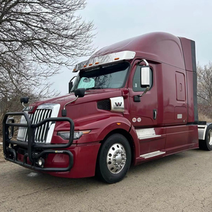 Camion tracteur poids lourd commercial 6x4 avec cabine couchette diesel pour opérations logistiques - Product Image 1