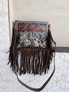 Bolso de cuero con flecos y grabado a mano de diseñador, estilo 2026, de moda, bolso cruzado de piel de vaca para mujer - Product Image 3