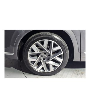 Hyundai Santa Fe Diésel 2.2 2WD 2021/12, 112.328 km, Caja de Cambios Automática, Volante a la Izquierda, Estándar de Emisiones Euro V, Asientos de Cuero - Product Image 5