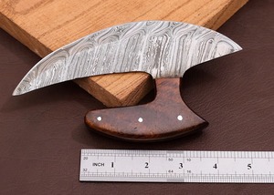 Couteau de cuisine Damas Chef Ulu avec manche en nœud celtique, fait main, nouveau design, coupe-pizza, manche en bois, cadeau d'anniversaire idéal - Product Image 2