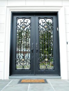 Mejore la Seguridad y la Elegancia de su Hogar con una Puerta de Hierro Forjado Personalizada: Puertas de Hierro de Lujo Hechas a Mano con Calidad Premium - Product Image 2