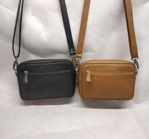 Fabricant indien leader de sacs à bandoulière en cuir pour hommes, sacs à main pour téléphone, trousse de maquillage, export en gros, design personnalisé - Product Image 5