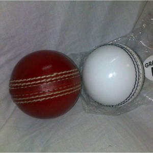 Balle de cricket en cuir rigide RX 156g, modèle Test Match, qualité supérieure, 4 pièces, cousue à la main, taille senior, logo personnalisé, fabricant OEM - Product Image 6