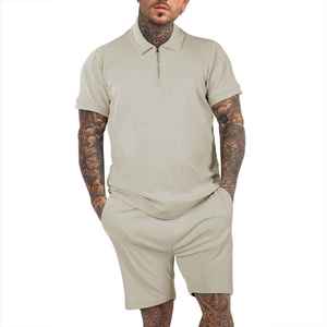 Fabricant OEM, ensemble personnalisé de t-shirt et short pour homme, vêtements décontractés d'été, impression de logo personnalisée, coton respirant - Product Image 2