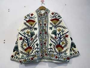 Veste bomber en velours brodée Suzani faite à la main, style ethnique bohème, matelassée, réversible, écologique et respirante pour l'hiver - Product Image 6