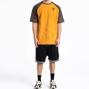 Ensemble chemise et short pour homme de fabrication pakistanaise, couleur unie, logo imprimé personnalisé - Product Image 6