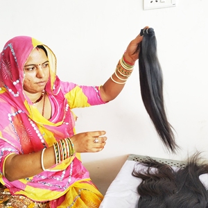 100% extensions de cheveux humains indiens naturels vierges bruts non transformés couleur noire Machine Double trame cuticule alignée paquet droit - Product Image 4