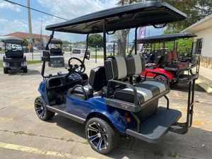 Nuevo Carro de Golf Eléctrico Evolution Classic 4 Pro 2022 - Diseño Moderno de Lujo con Control Remoto y Alcance para 36 Hoyos - Product Image 2