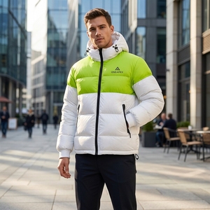 Veste matelassée à capuche pour homme, verte et blanche, chaude, imperméable, légère, pour l'hiver et les activités de plein air, One Apex - Product Image 5