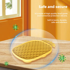 Tapis de léchage en silicone professionnel, motif personnalisé et design original, pour le nettoyage des dents et la stimulation de la mastication lente - Product Image 2