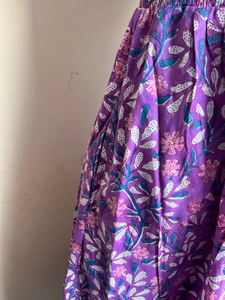 Vestido Indio de Algodón Estampado a Mano, 100% Algodón, Vestido Largo con Cuello Cuadrado y Bordado Floral - Product Image 5