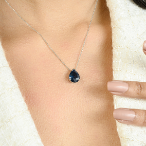 Collier pendentif cœur en or massif 18 carats avec saphir bleu naturel et diamants - Product Image 5