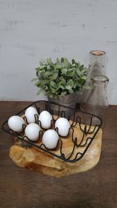 Panier à œufs décoratif en fil de fer pour comptoir de cuisine et présentation sur table à manger - Product Image 5