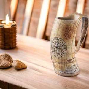 Auténtica Taza de Cuerno de Búfalo Hecha a Mano, Taza de Cuerno para Beber, Grabada a Mano, para Cerveza/Vino/Leche - Product Image 4