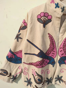 Veste bomber florale en velours 100% brodée Suzani, faite à la main, style bohème vintage, réversible, courte, pour l'été, rembourrée en coton pour l'hiver - Product Image 5